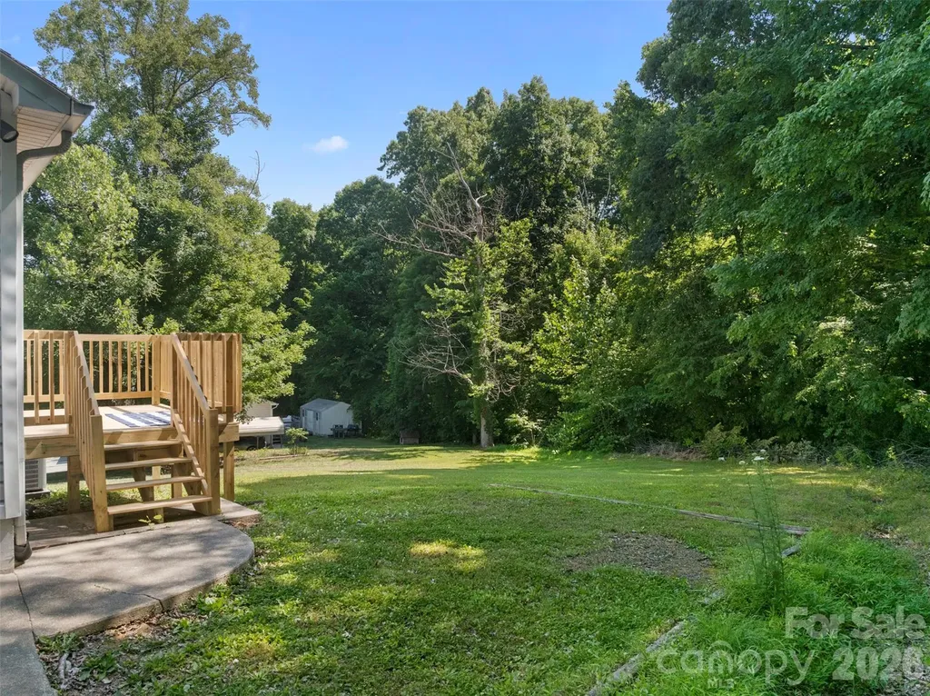 362 N Nc Highway 109 Highway Thomasville NC 27360