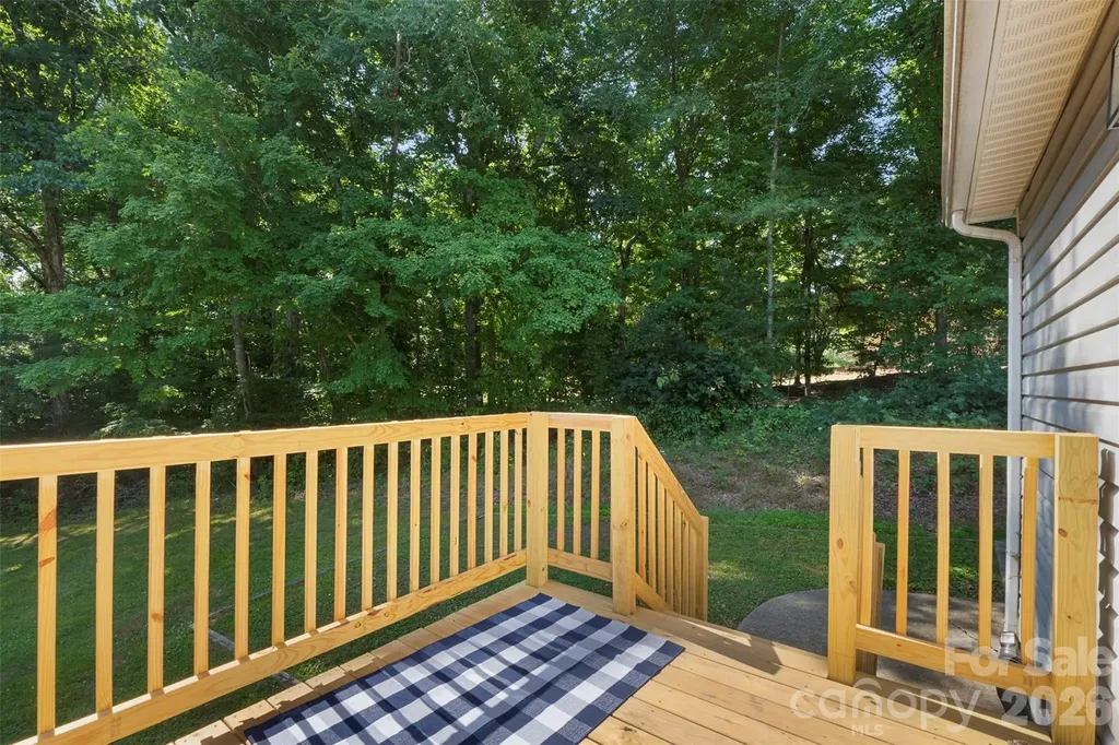 362 N Nc Highway 109 Highway Thomasville NC 27360