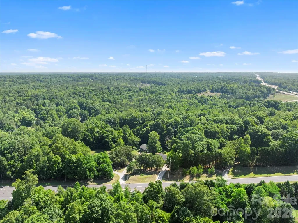 362 N Nc Highway 109 Highway Thomasville NC 27360