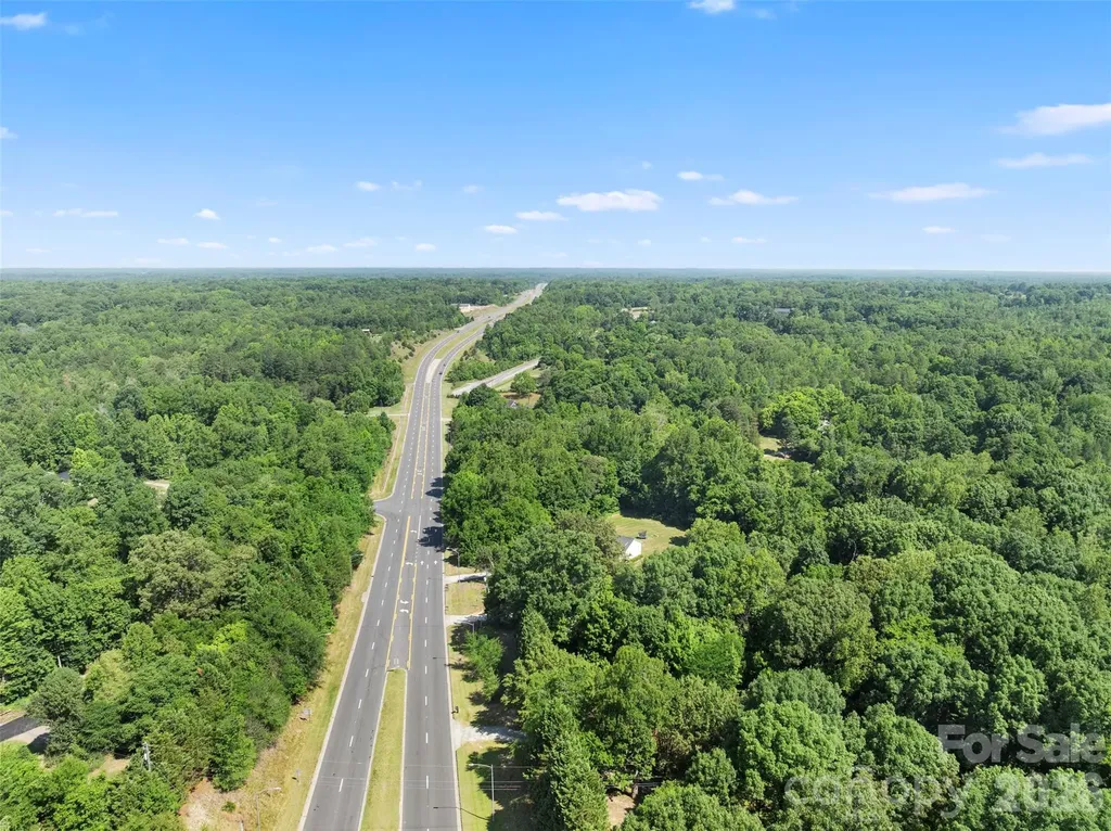 362 N Nc Highway 109 Highway Thomasville NC 27360