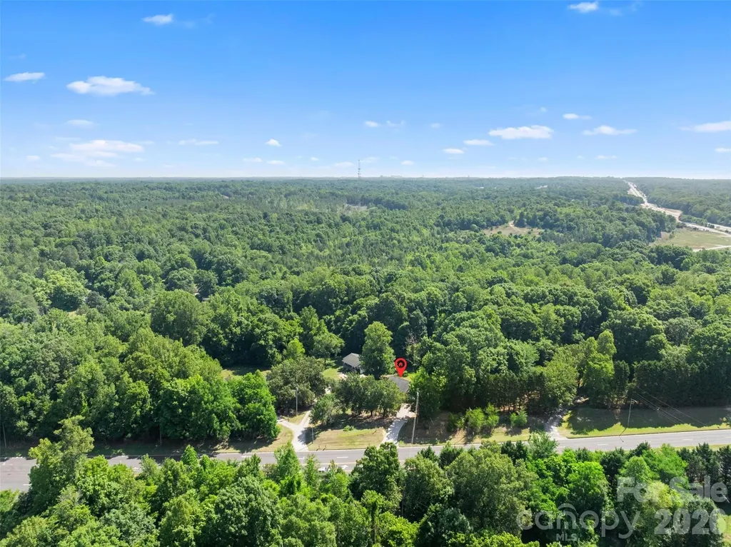 362 N Nc Highway 109 Highway Thomasville NC 27360