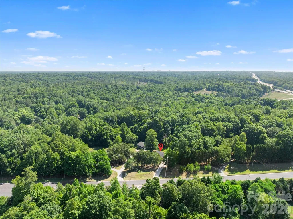 362 N Nc Highway 109 Highway Thomasville NC 27360