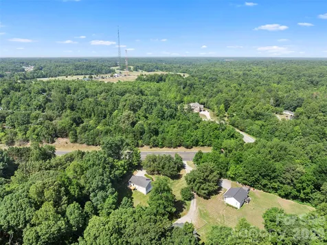 362 N Nc Highway 109 Highway Thomasville NC 27360