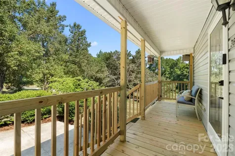 362 N Nc Highway 109 Highway Thomasville NC 27360