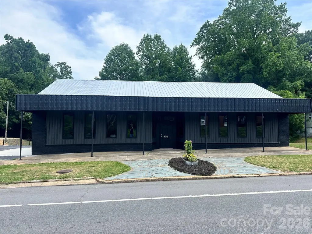 1401 S Salisbury Avenue Spencer NC 28159