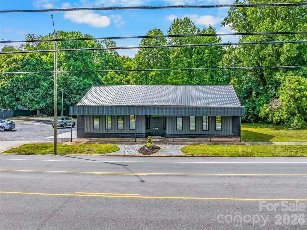 1401 S Salisbury Avenue Spencer NC 28159