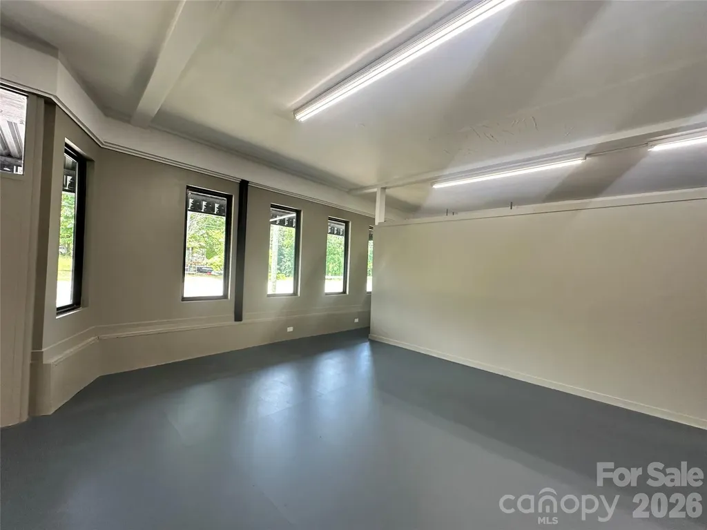 1401 S Salisbury Avenue Spencer NC 28159