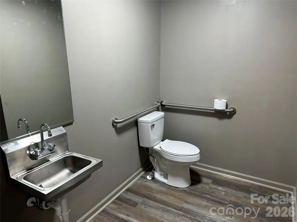1401 S Salisbury Avenue Spencer NC 28159