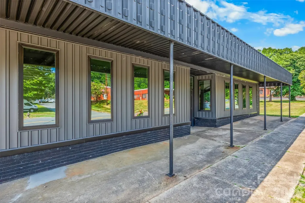 1401 S Salisbury Avenue Spencer NC 28159