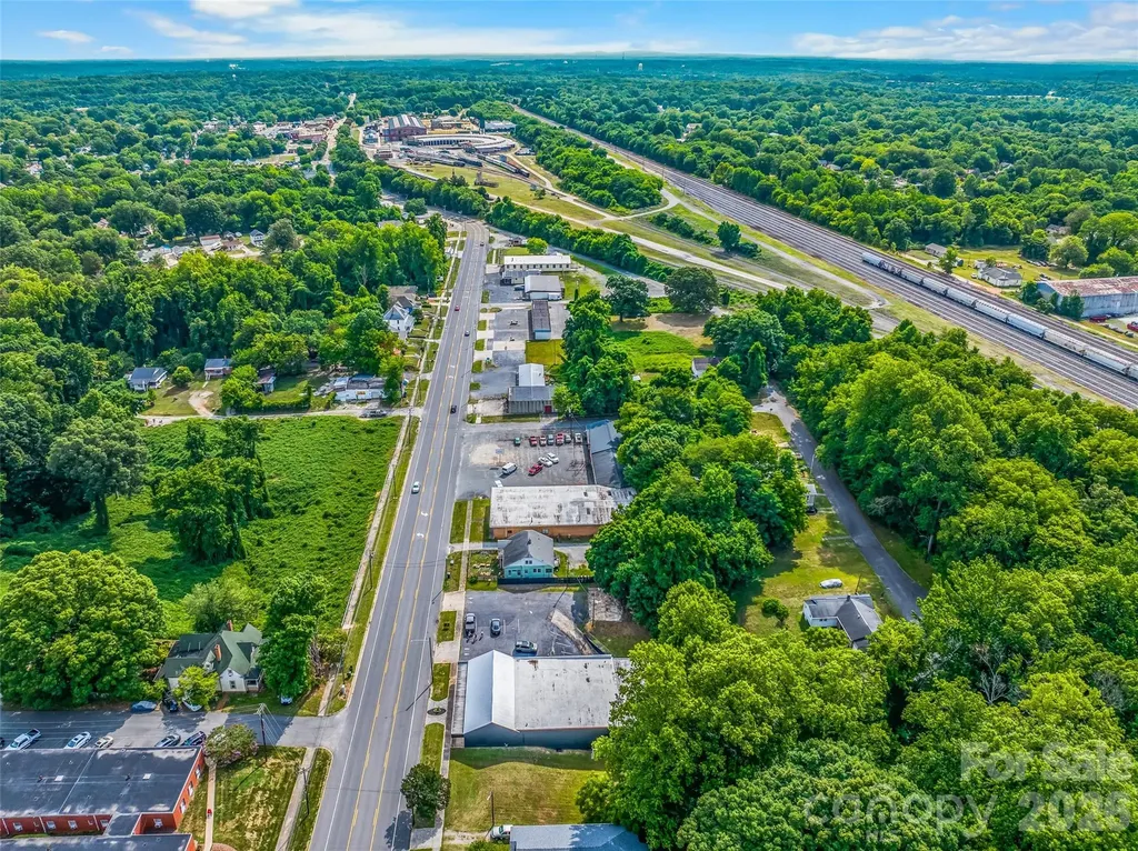 1401 S Salisbury Avenue Spencer NC 28159