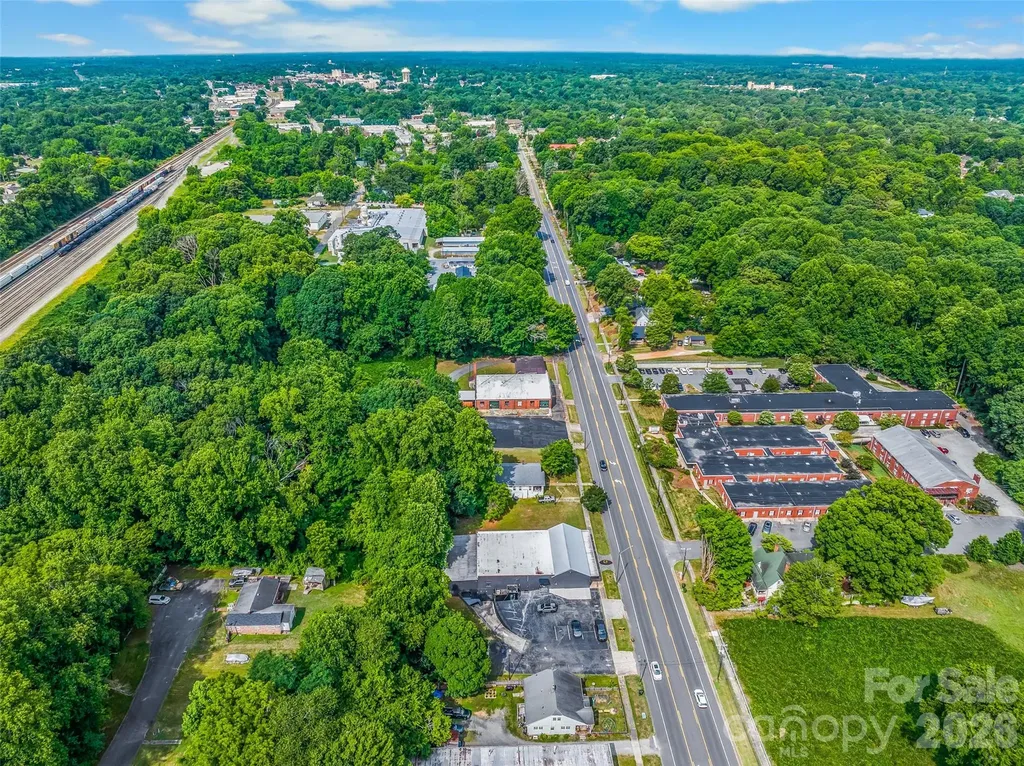 1401 S Salisbury Avenue Spencer NC 28159