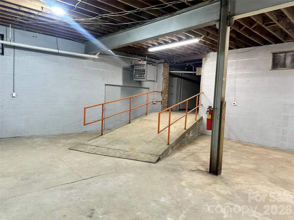 1401 S Salisbury Avenue Spencer NC 28159
