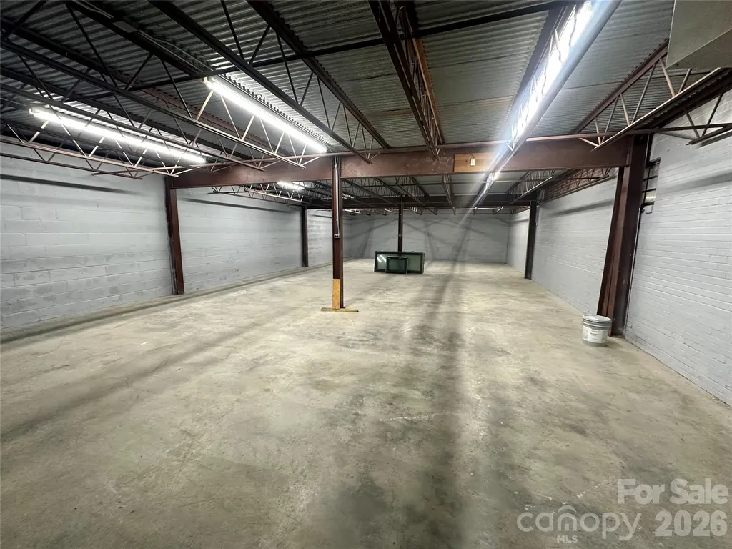 1401 S Salisbury Avenue Spencer NC 28159