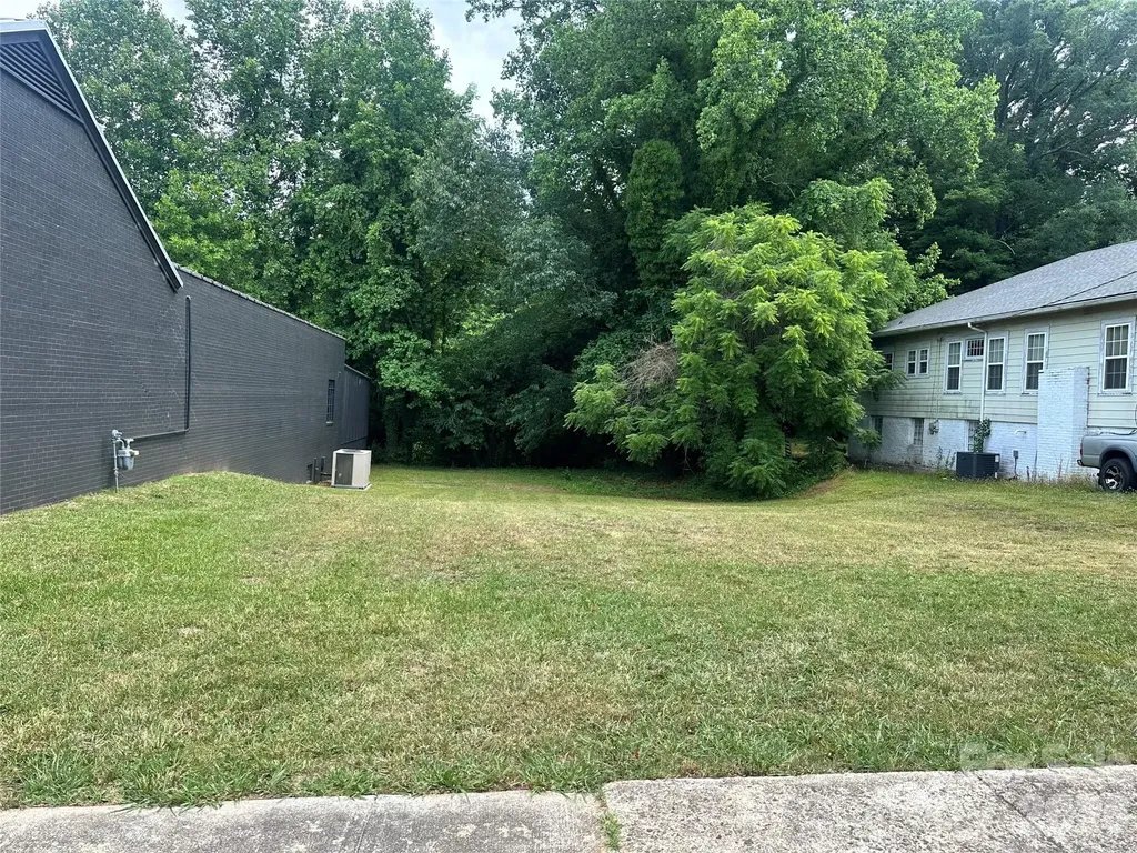 1401 S Salisbury Avenue Spencer NC 28159