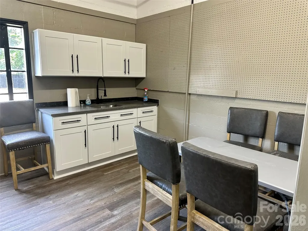 1401 S Salisbury Avenue Spencer NC 28159