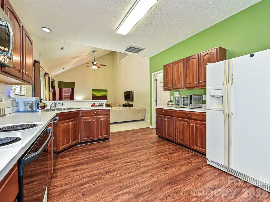 6719 Reedy Creek Road Charlotte NC 28215