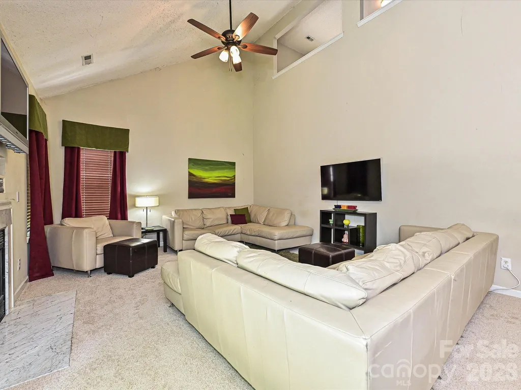 6719 Reedy Creek Road Charlotte NC 28215