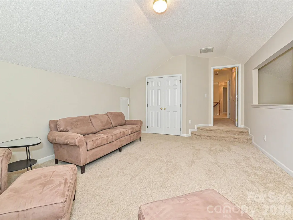 6719 Reedy Creek Road Charlotte NC 28215