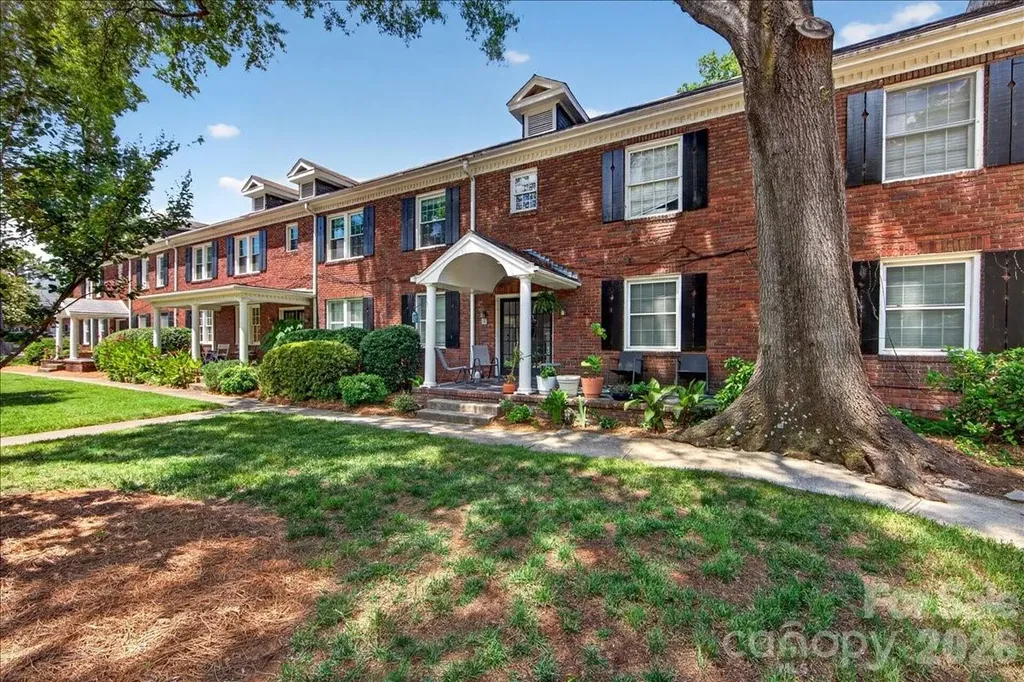 524 Hawthorne Lane Charlotte NC 28204
