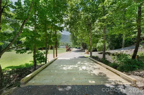 Tract 3 & 4 Badd Lane Maggie Valley NC 28751