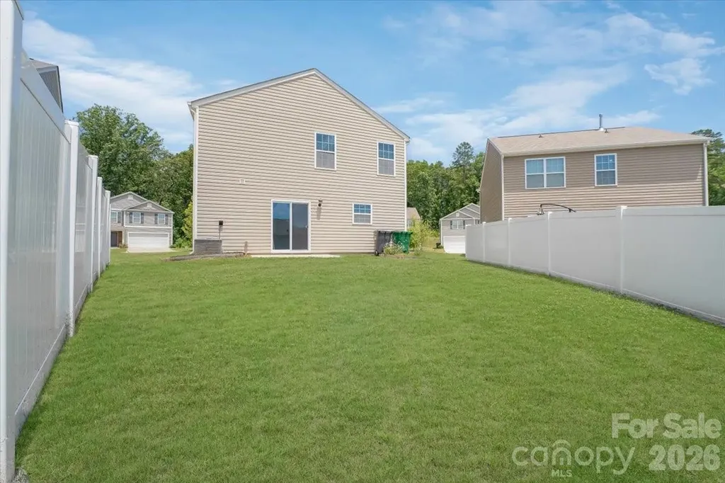 7112 Finnigan Road Charlotte NC 28215