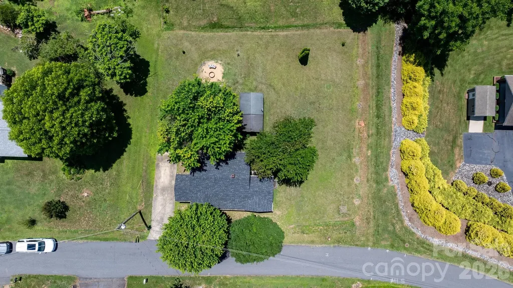 111 Cross Memorial Avenue Morganton NC 28655