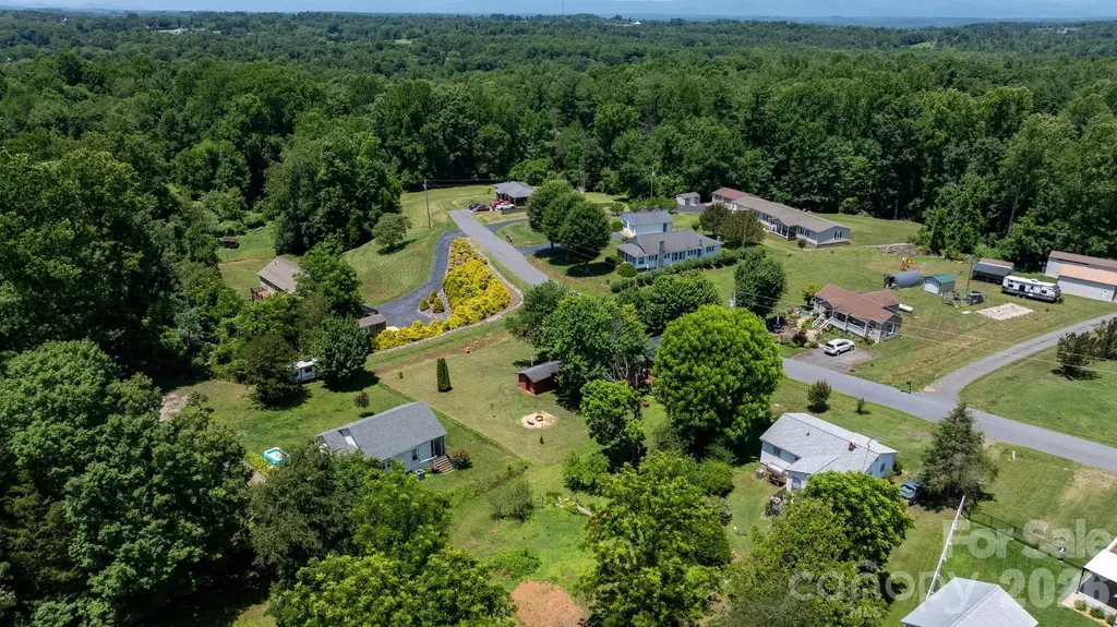 111 Cross Memorial Avenue Morganton NC 28655