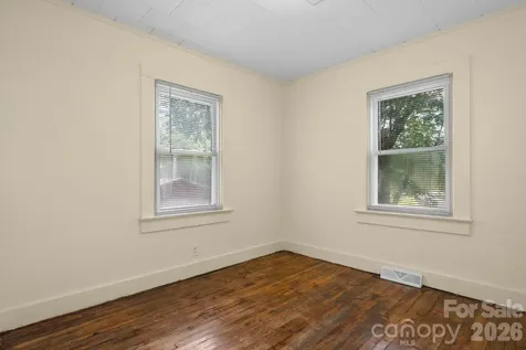 111 Cross Memorial Avenue Morganton NC 28655