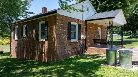 111 Cross Memorial Avenue Morganton NC 28655