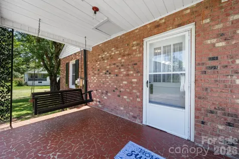 111 Cross Memorial Avenue Morganton NC 28655
