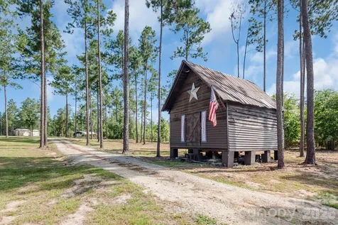 718 Jones Road Kershaw SC 29067