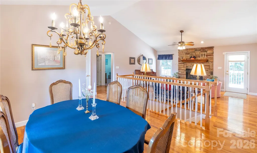 506 Brook Knoll Circle Weaverville NC 28787