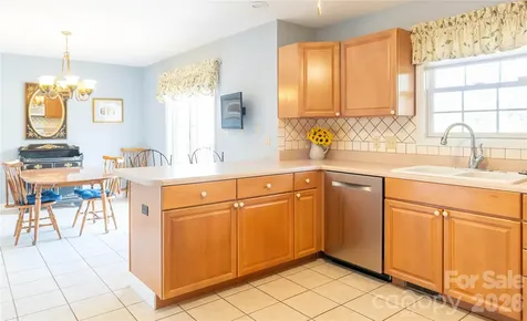 506 Brook Knoll Circle Weaverville NC 28787