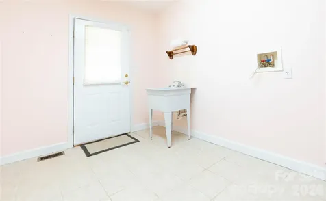 506 Brook Knoll Circle Weaverville NC 28787