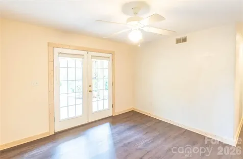 506 Brook Knoll Circle Weaverville NC 28787