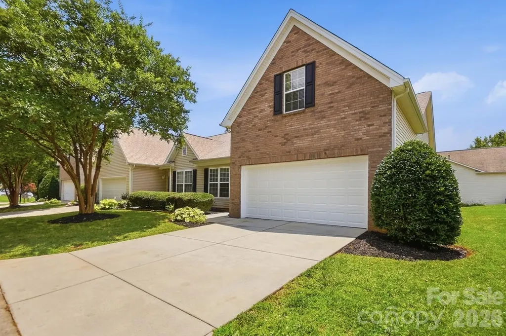 4427 Glenlea Commons Drive Charlotte NC 28216