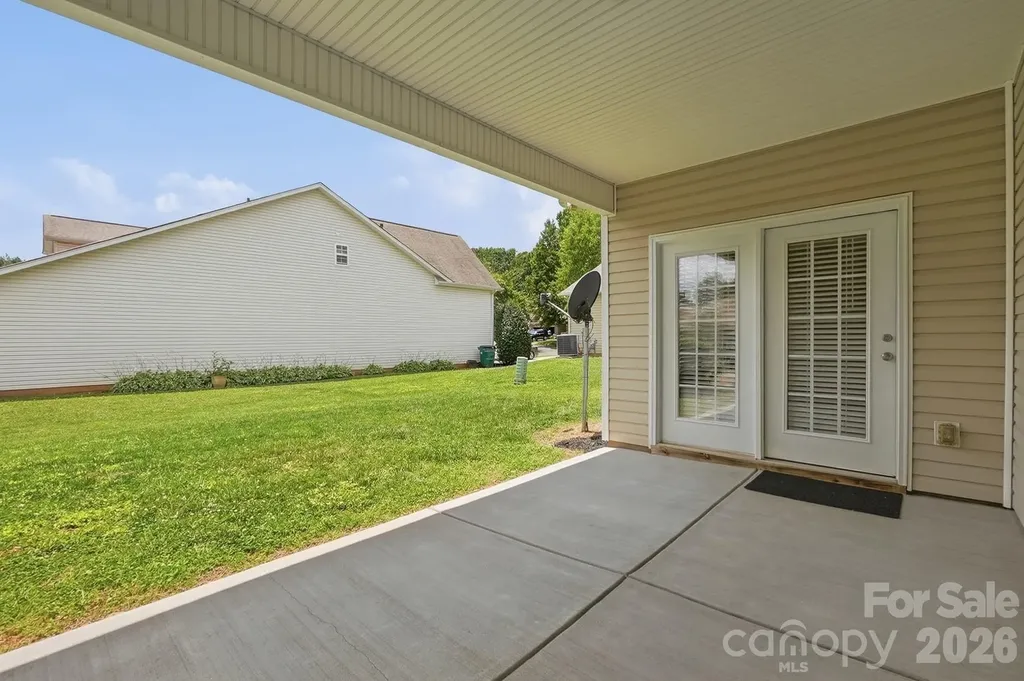 4427 Glenlea Commons Drive Charlotte NC 28216