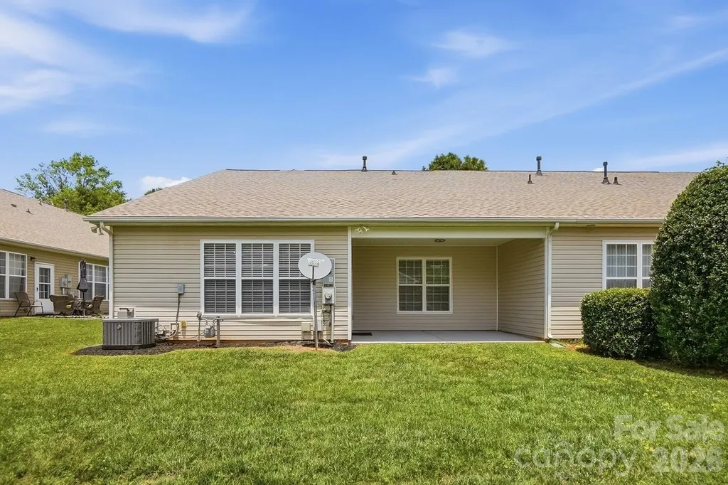 4427 Glenlea Commons Drive Charlotte NC 28216