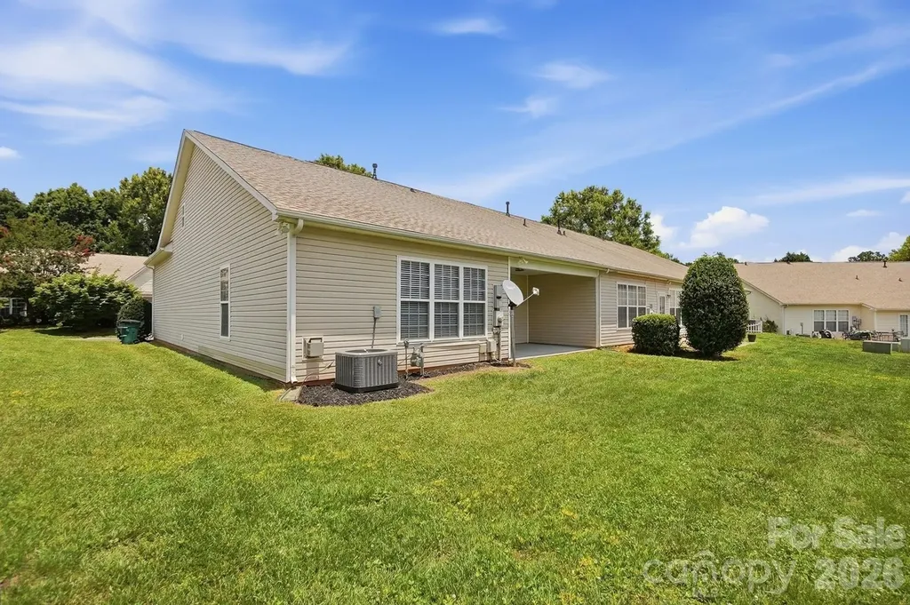 4427 Glenlea Commons Drive Charlotte NC 28216
