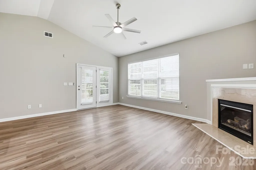 4427 Glenlea Commons Drive Charlotte NC 28216