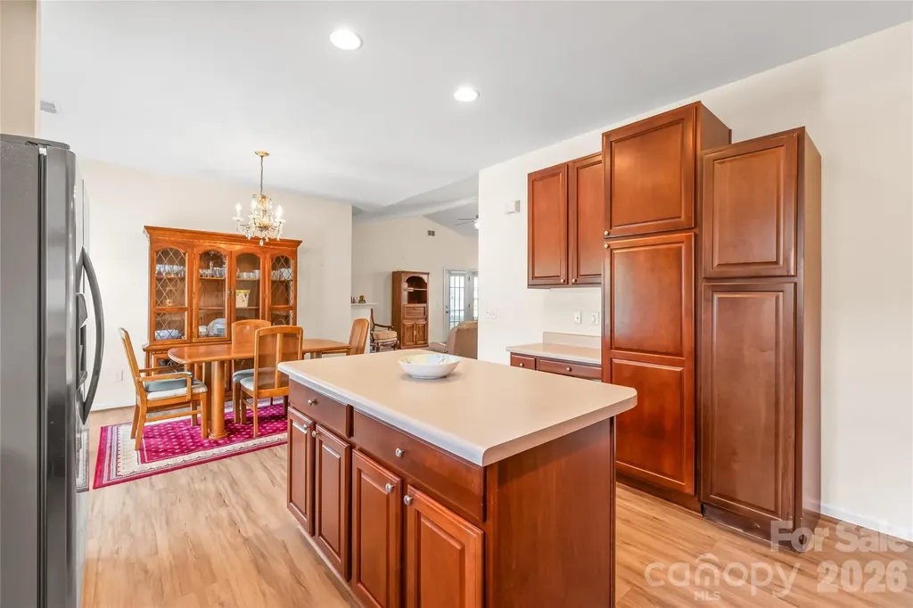 9205 Duckhorn Drive Charlotte NC 28277