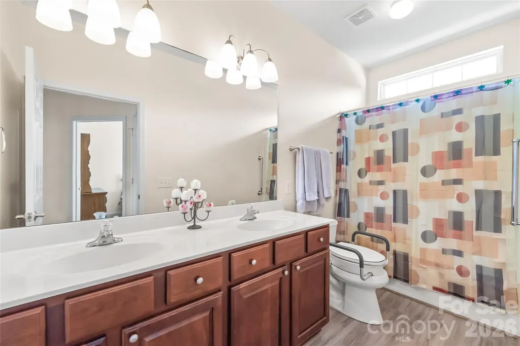 9205 Duckhorn Drive Charlotte NC 28277