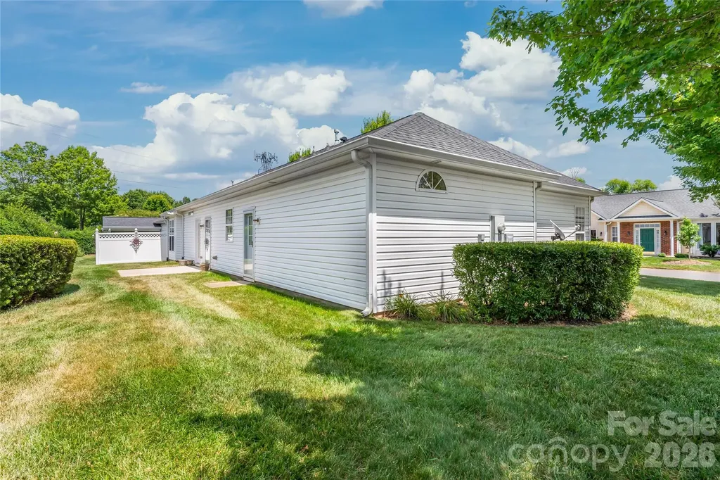9205 Duckhorn Drive Charlotte NC 28277