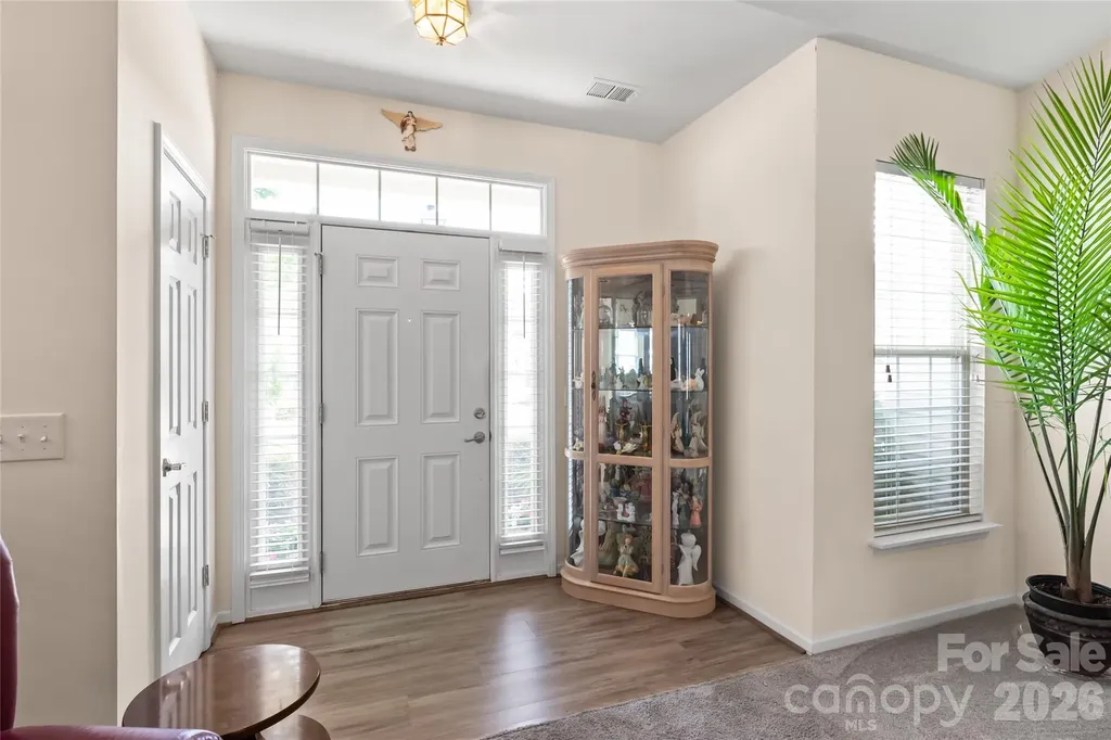 9205 Duckhorn Drive Charlotte NC 28277