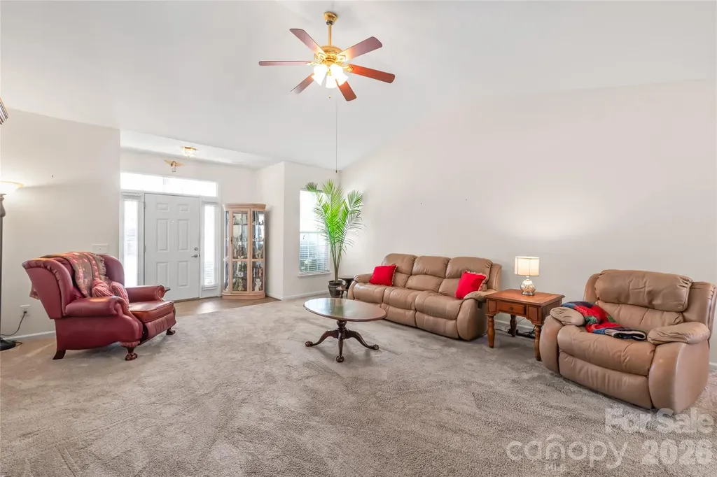 9205 Duckhorn Drive Charlotte NC 28277