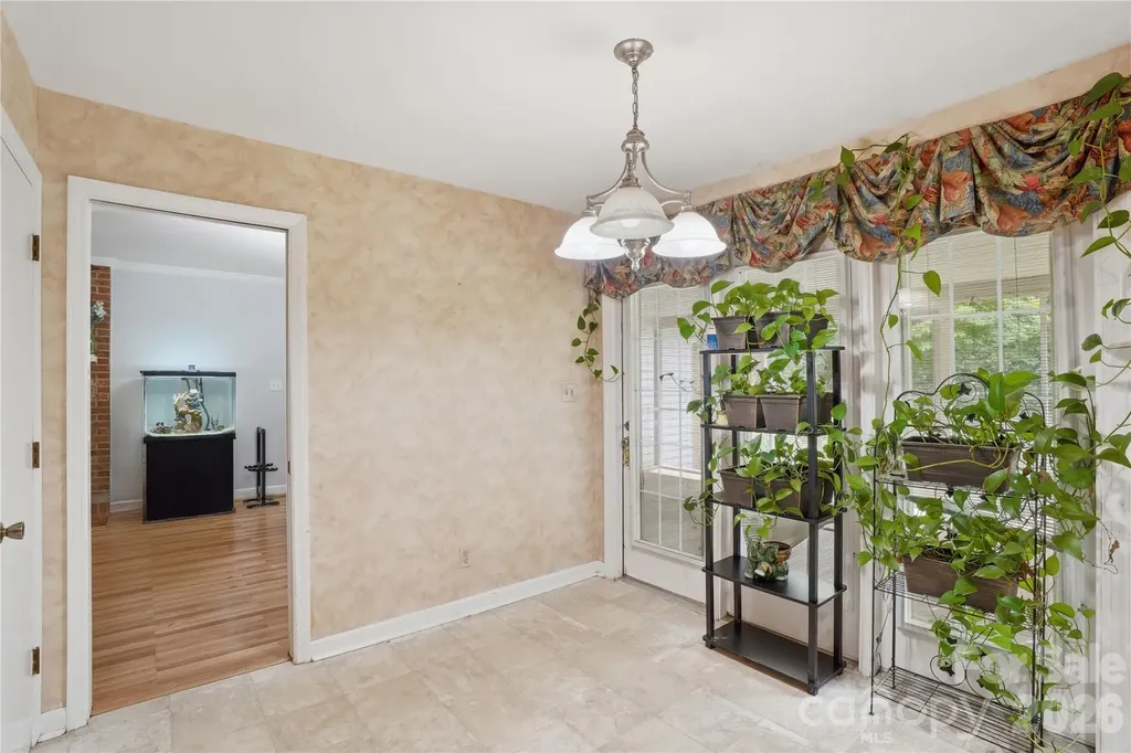 6419 Pencade Lane Charlotte NC 28215