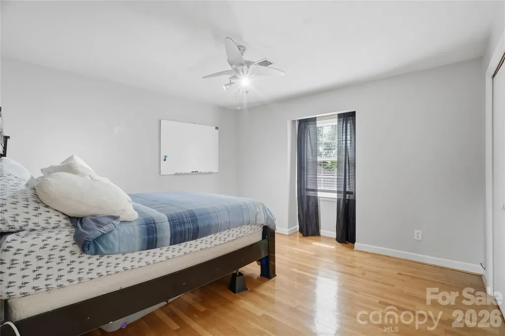 6419 Pencade Lane Charlotte NC 28215