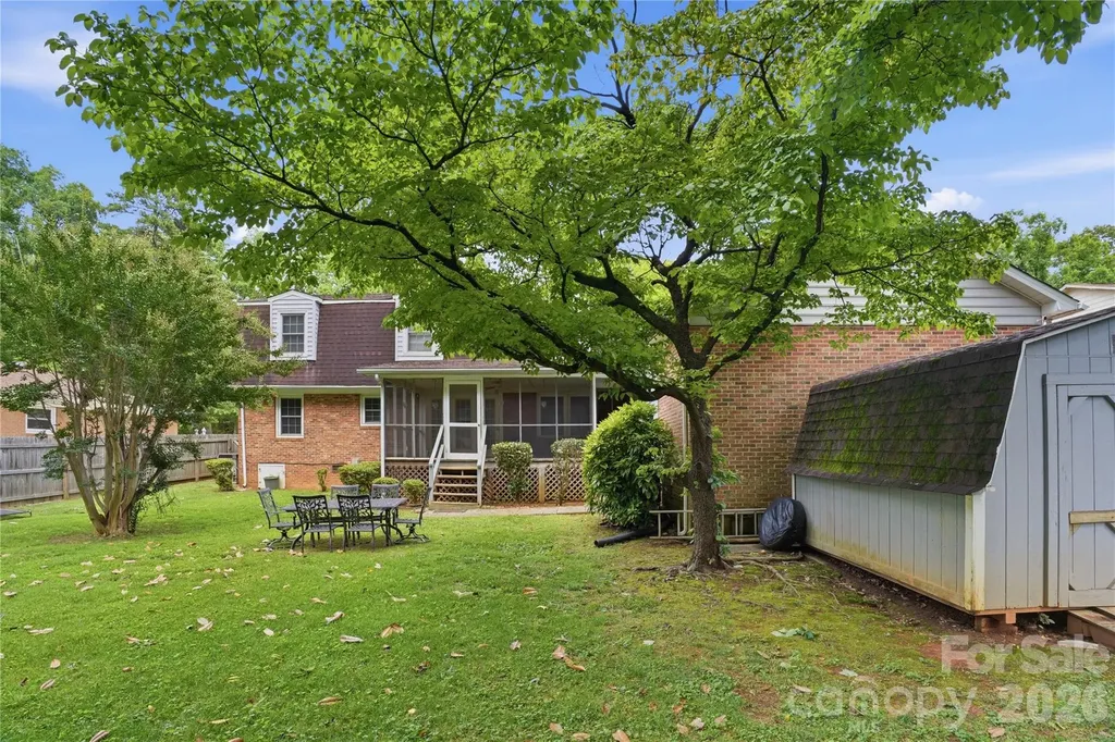 6419 Pencade Lane Charlotte NC 28215