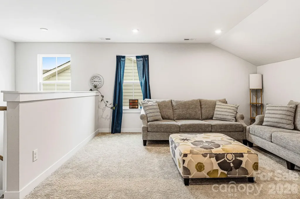 6412 Cambridge Drive Harrisburg NC 28075