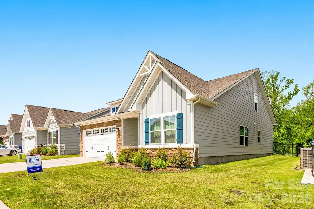 6412 Cambridge Drive Harrisburg NC 28075